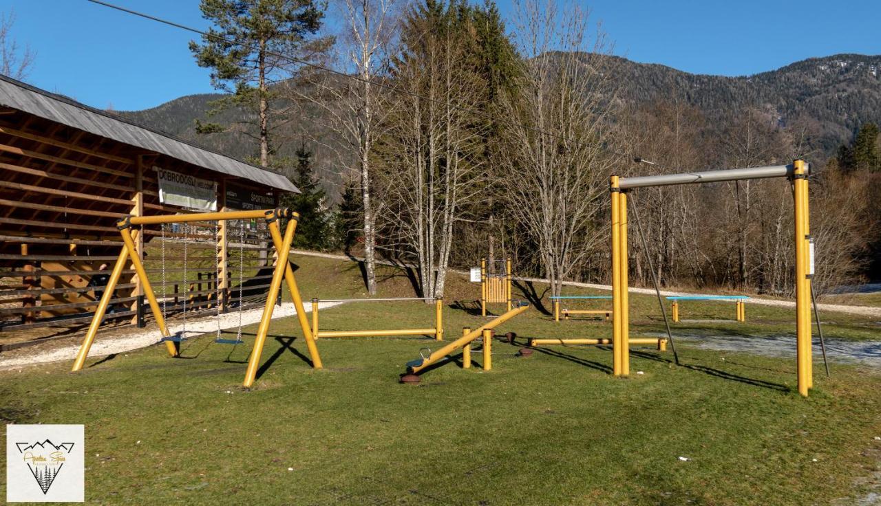 Apartment Spica - Private Parking Kranjska Gora Exterior foto